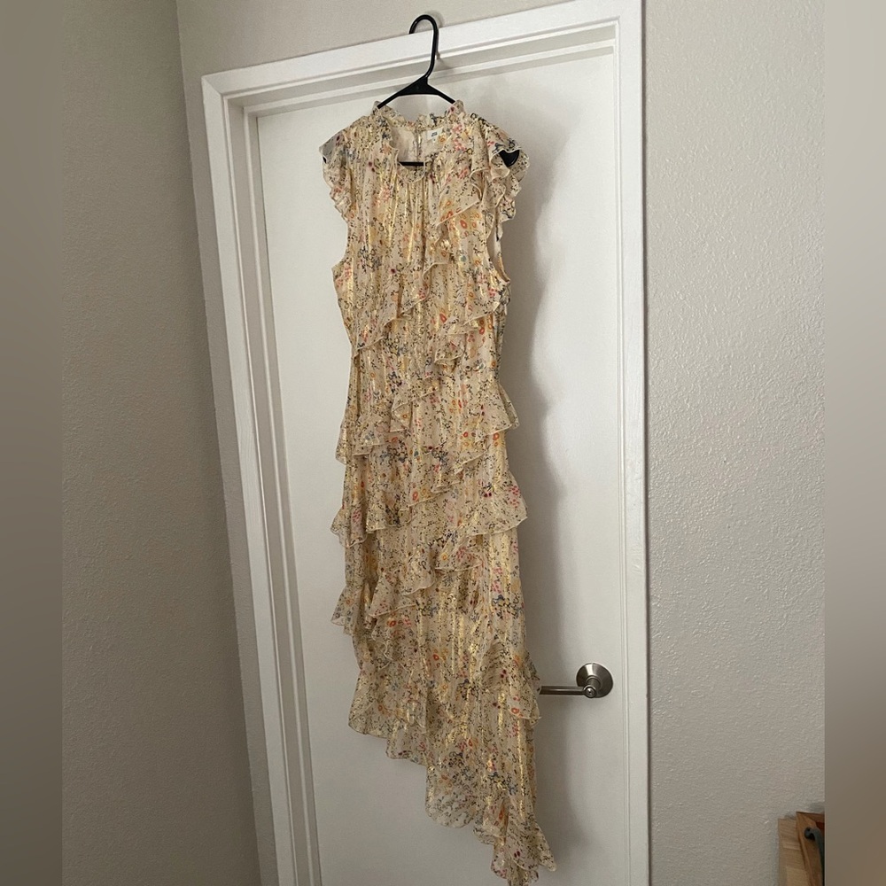 Asymmetrical Ruffle Floral Dress - Picture 3 of 10